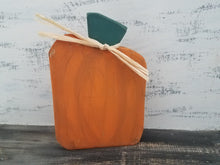 Load image into Gallery viewer, Pumpkin set Fall decor
